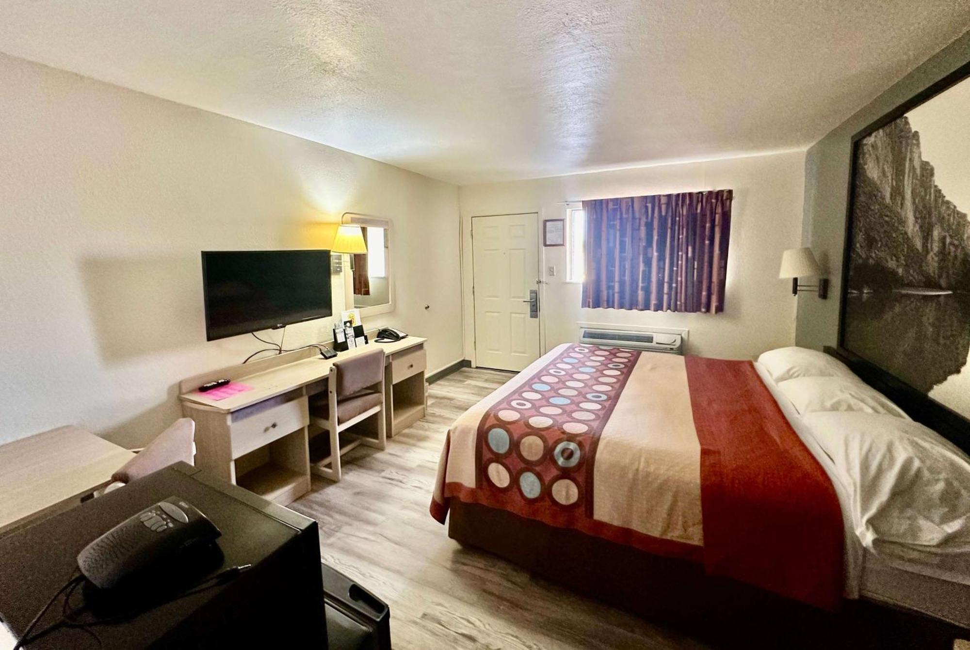 Super 8 By Wyndham Athens Tx Hotell Exteriör bild